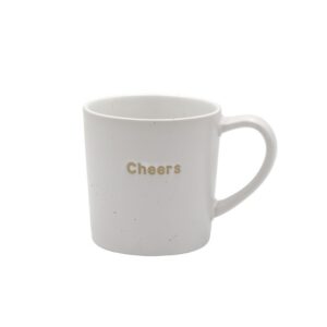 Mug Morris cheers
